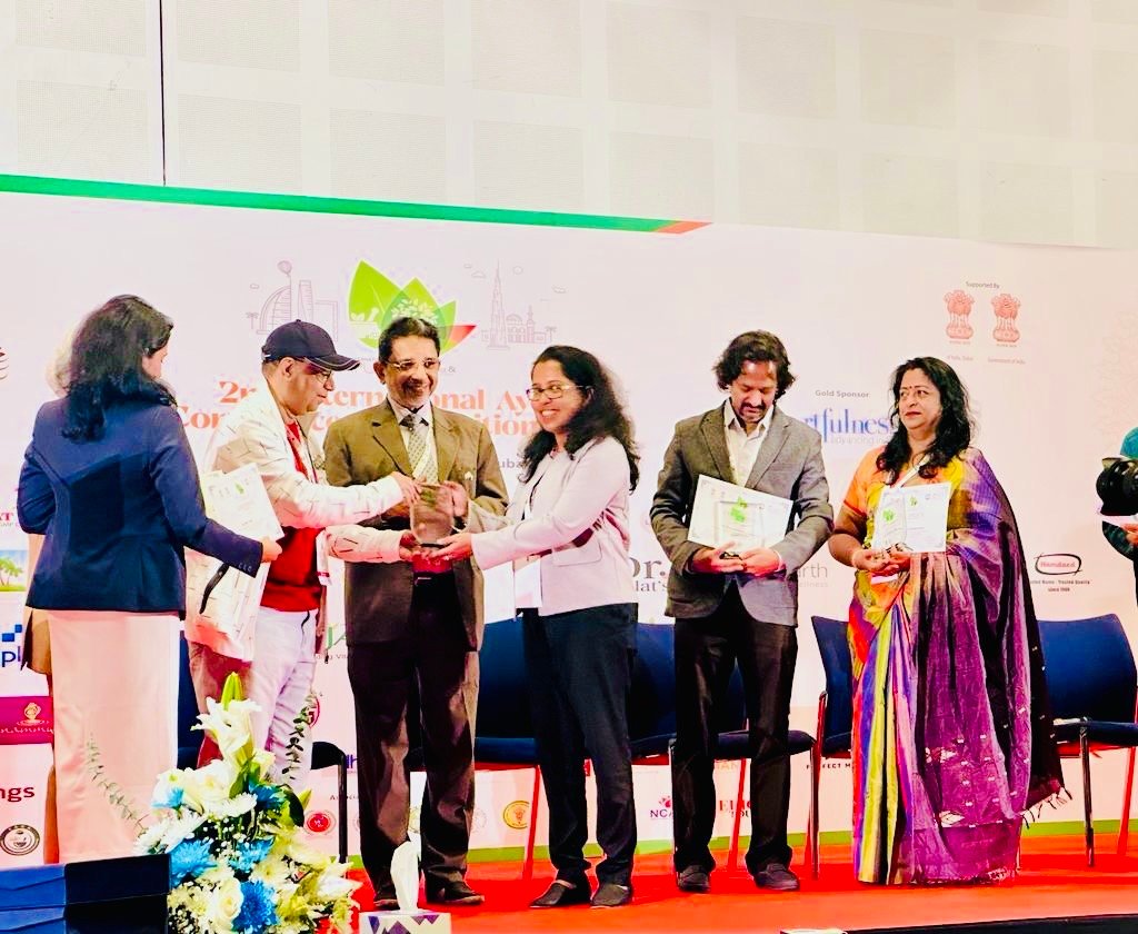 Award at the International Ayush Conference, Dubai
